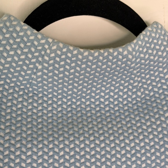 Bebe Light Blue Patterned Crop Top - Picture 6 of 8